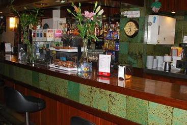پانسیون Hostal La Barretina