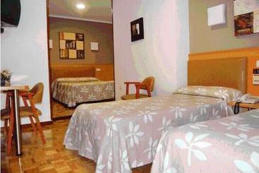 پانسیون Hostal Arotza