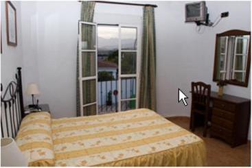 بنسيون Hostal Villega
