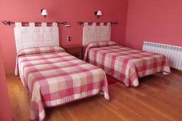 پانسیون Hostal Restaurante San Antolín