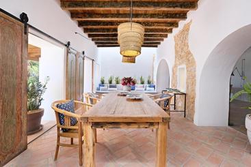 La Masía De Formentera