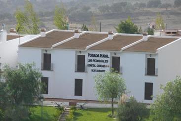 پانسیون Posada  Los Pedregales