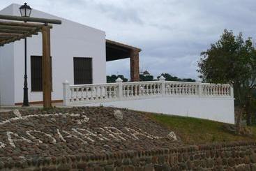 پانسیون Posada  Los Pedregales