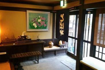 Пансион Tobaya Ryokan
