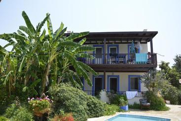 Paradise Garden Apartments