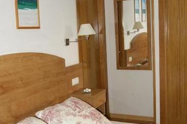 پانسیون Hostal Casa Isabel