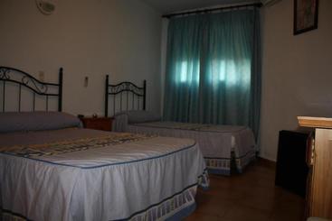 Pensjonat Hostal Tamarindos