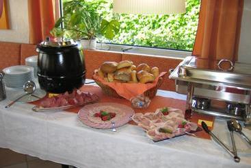 Pension & Ferienhaus Latröpchen