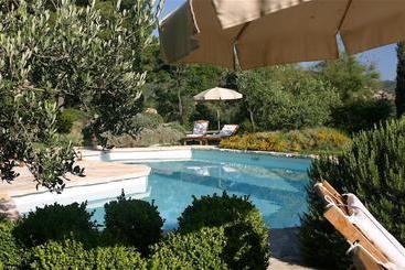 Boutique Hotel Poggio Ai Santi   Adults Only