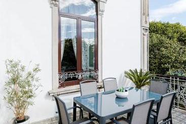 پانسیون Palacete Villa Idalina