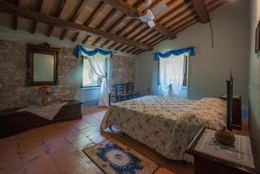 هتل Villa Colticciola Agriturismo Marche