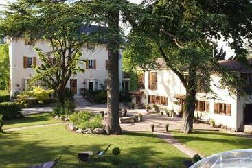 膳宿费 Gites Du Caylar   Chambres Et Appartments