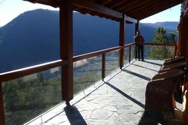 پانسیون Hostal Ayelen