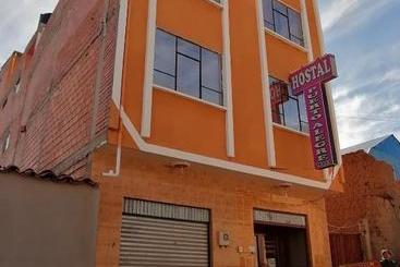 پانسیون Hostal Puerto Alegre