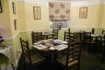 پانسیون Somerton Guest House