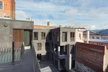 Konrad Old Town Apart