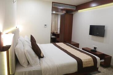 فندق Aditya Residency