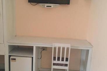 هتل Sunset Inn Apartment