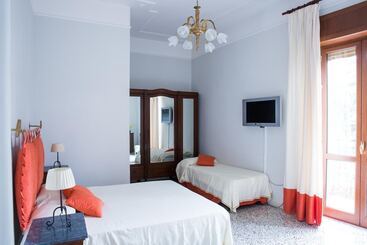 پانسیون Vittoria Guest House Battipaglia