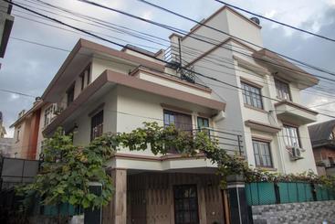 Hostmandu B&b