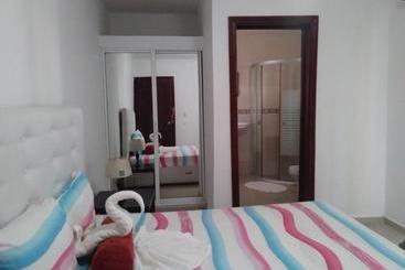پانسیون Shared Shared Room