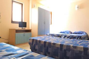 هاستل Antica Locanda Il Girasole