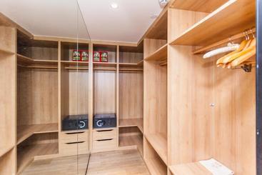 Kaicheng Service Apartment