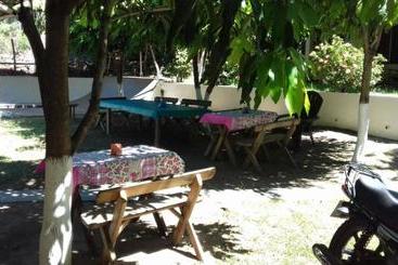 هاستل Hostal El Balsamo