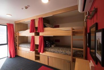 Adventure Queenstown Hostel