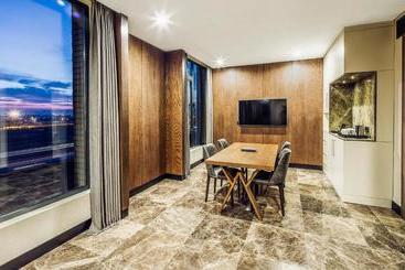 هتل Doubletree By Hilton Kocaeli
