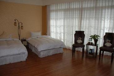 تختخواب و صبحانه Lk Breakfast And Beds