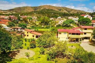 هتل La Vida Es Bella