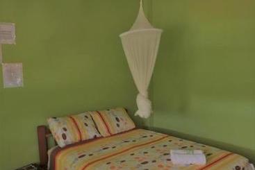 پانسیون Perezoso Hostel