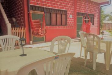 پانسیون Perezoso Hostel