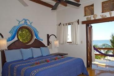 هتل Hacienda Eden