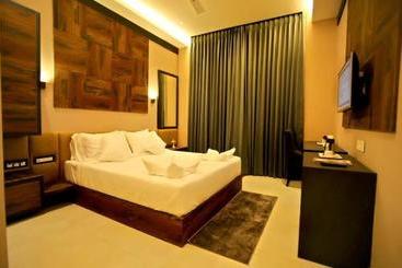هتل Saffron Villa Yercaud