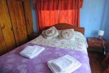 پانسیون Hostal Y Cabañas Perla Del Lago