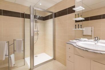 هتل آپارتمان Medicis Home Nice Saint  Laurent  Du  Var