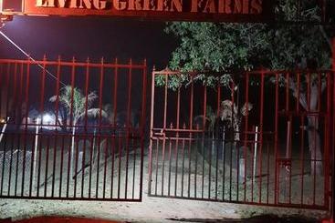 استراحتگاه Living Green Farms