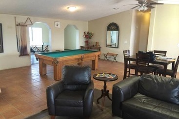 מלון כמוסות Efs Housing And Suites