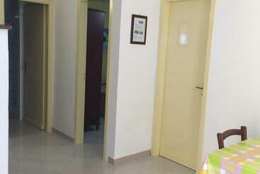 Residence Punta Sottile Lampedusa 150 Mt Dalla Spiaggia Cala Francese