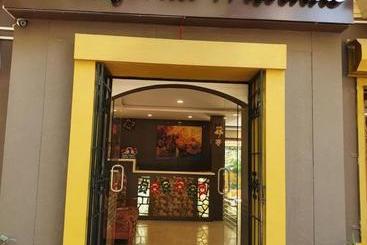 בית מלון כפרי The Majorda Pristinne