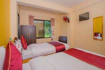 Oyo 265 Hotel Black Stone