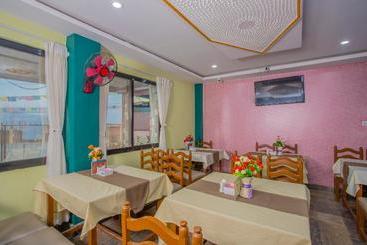 Oyo 265 Hotel Black Stone