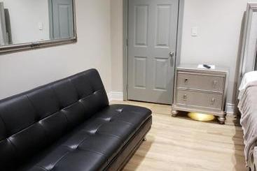 هاستل Toronto Rooms And Suites