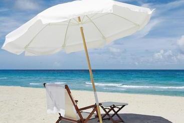 Grand Caribe Beach Club And Spa