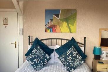 پانسیون White Heather Guest House