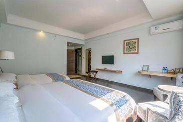 هتل Wenchang Meilin Holiday
