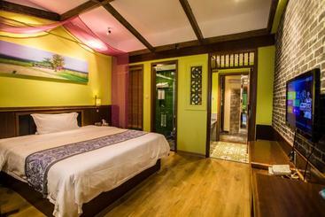 هتل Wenchang Meilin Holiday