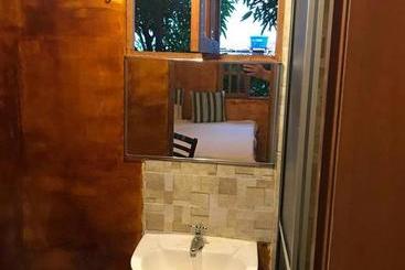 تختخواب و صبحانه Casa Na árvore